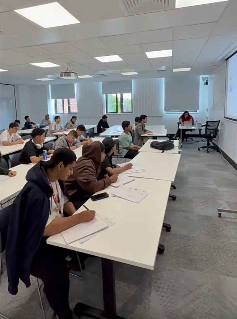 Study English in the UK for Saudi Students in 2026: A Complete Guide