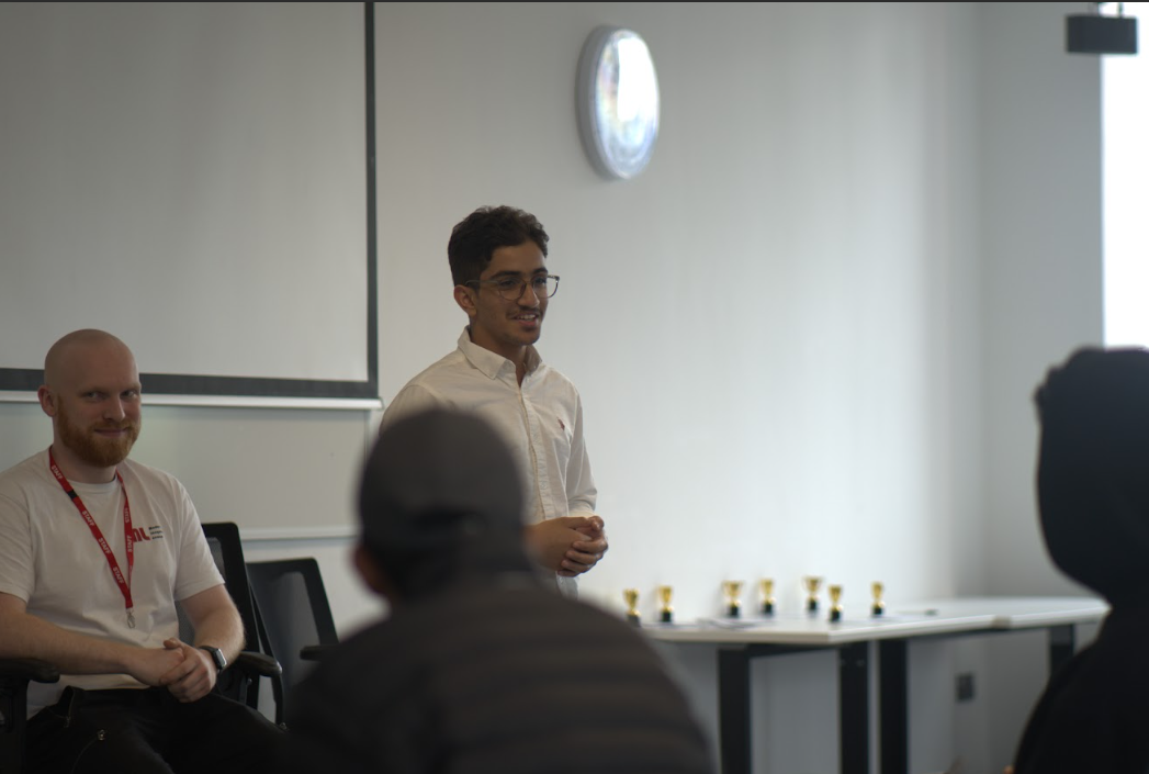 كيف تطور لغتك الإنجليزية بسرعة أثناء الدراسة في الخارج