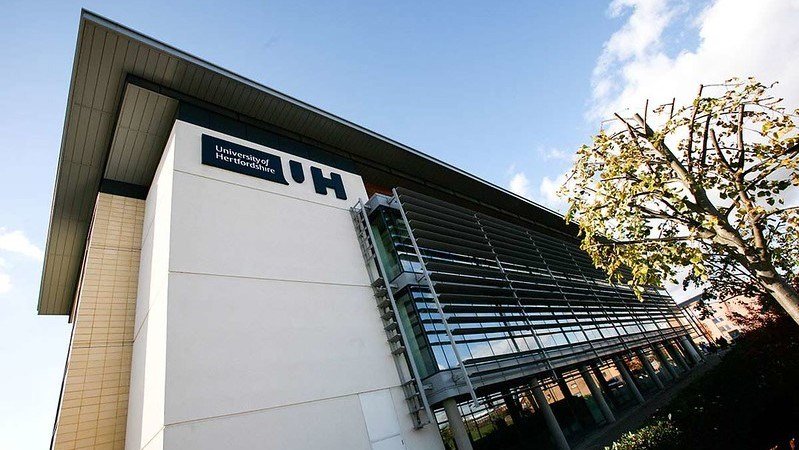 جامعة هيرتفوردشاير
