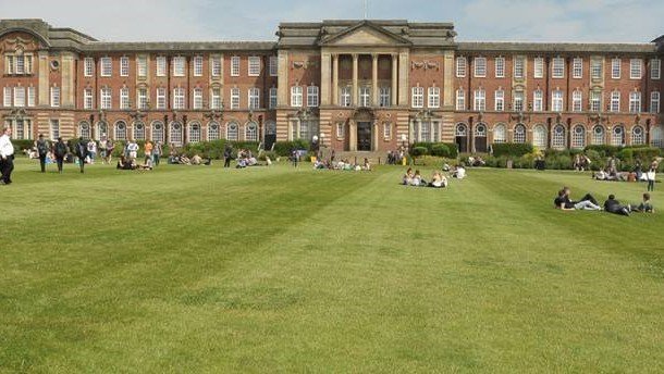 جامعة ليدز باكيت