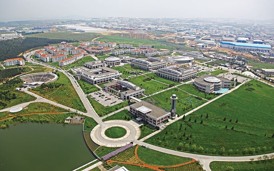 جامعة سابانجي - إسطنبول - تركيا