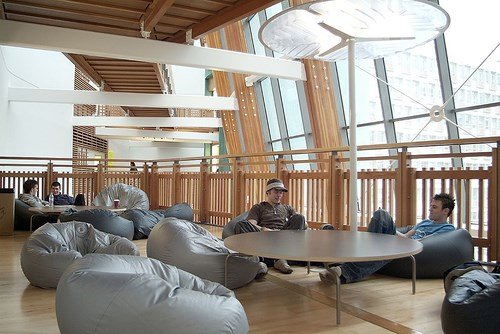 جامعة جلاسكو كالدونيان