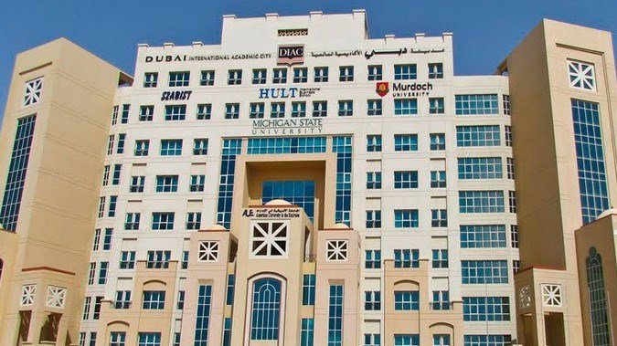 جامعة مردوخ دبي
