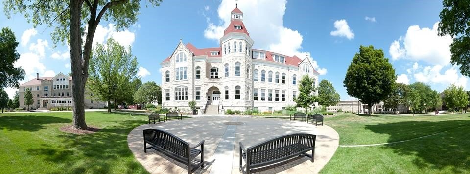 جامعة كارول