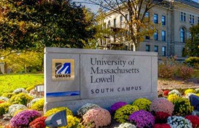 University of Massachusetts at Lowell