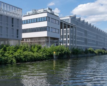 جامعة اس ار اتش برلين للعلوم التطبيقية