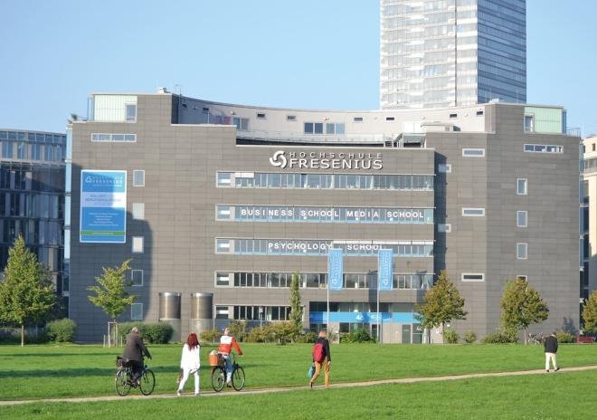 جامعة فريزينيوس للعلوم التطبيقية