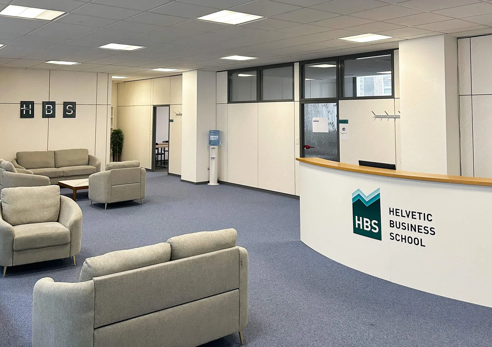 Helvetic Business School