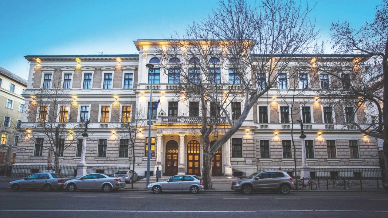 Budapest University of Economics and Business