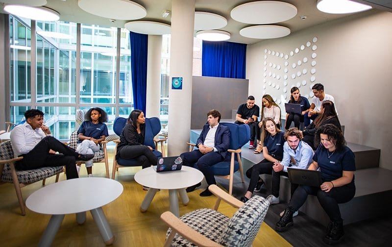 EDC Paris Business School