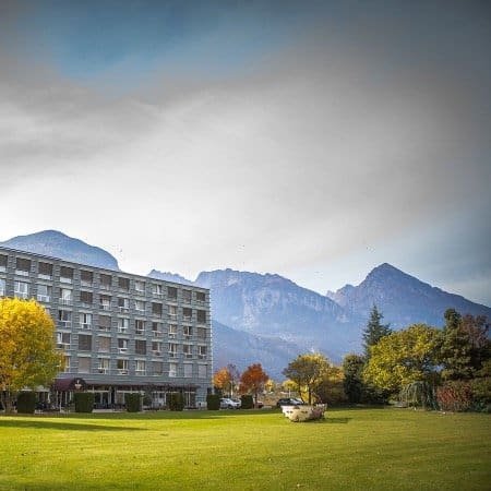 مدرسة فاتيل لإدارة الفنادق والسياحة