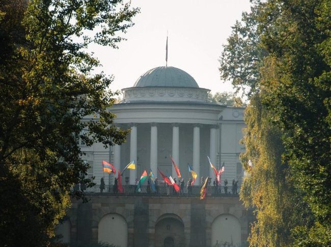 South Europe College