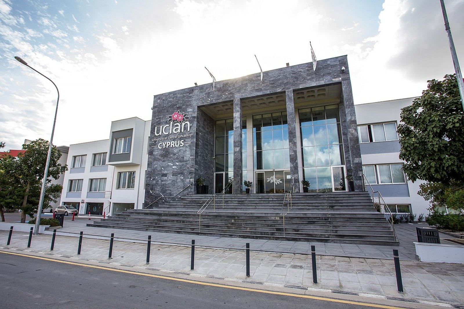 جامعة سنترال لانكشاير