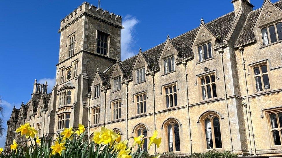 The Royal Agricultural University (RAU)